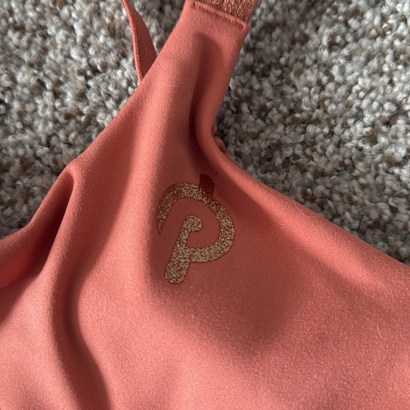 Peloton Cadent Lurex Strappy Bra NWT size M - Picture 2 of 6